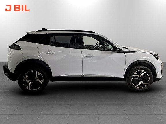 Peugeot 2008 17 of 19