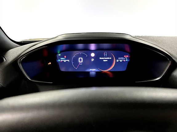 Peugeot 2008 8 of 19