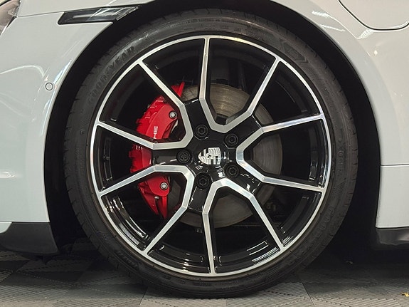 Porsche Taycan 4S 19 of 19