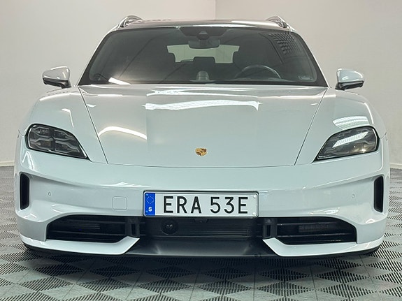 Porsche Taycan 4S 2 of 19
