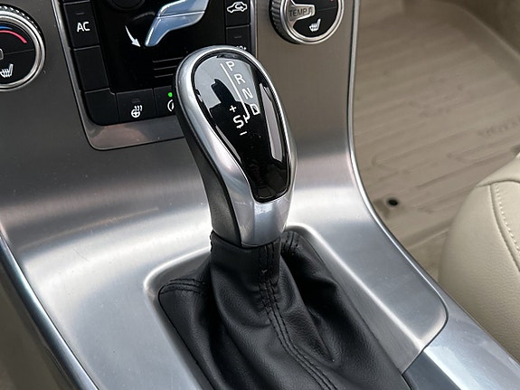 Volvo V60 Cross Country 26 of 30