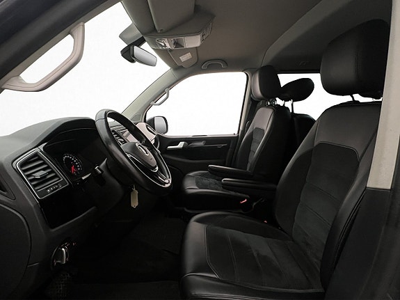Volkswagen Multivan 17 of 30