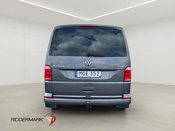 Volkswagen Multivan 8 of 30
