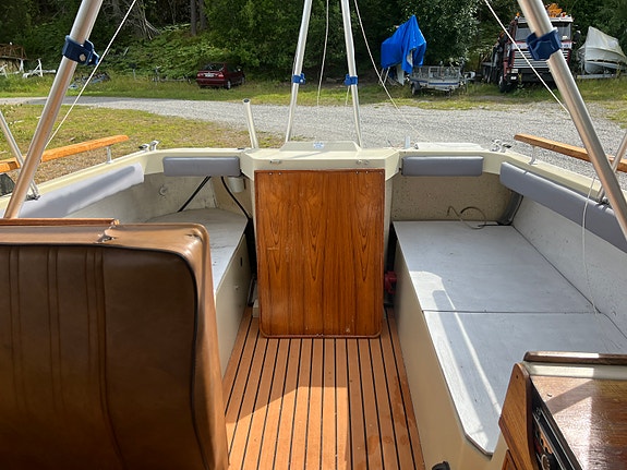Flipper 620 – 200 hk Mariner – 30-släp – nyservad 12 of 15