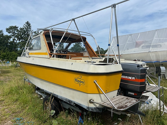 Flipper 620 – 200 hk Mariner – 30-släp – nyservad 4 of 15