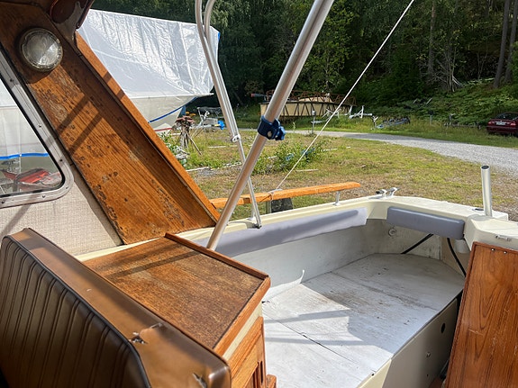Flipper 620 – 200 hk Mariner – 30-släp – nyservad 7 of 15