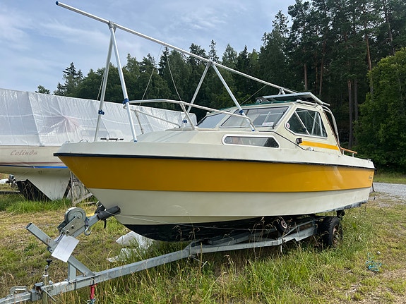 Flipper 620 – 200 hk Mariner – 30-släp – nyservad 2 of 15