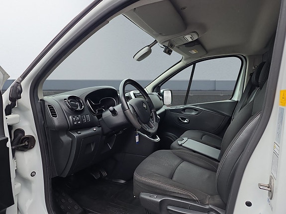 Renault Trafic 5 of 10