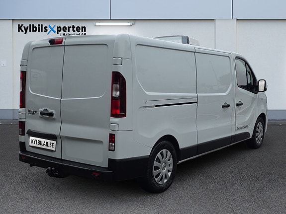 Renault Trafic 3 of 10
