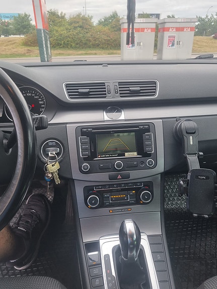 Volkswagen Passat 13 of 15