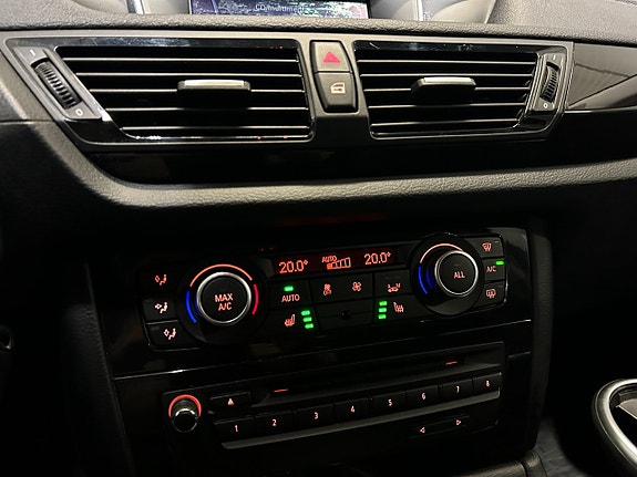 BMW X1 18 of 22