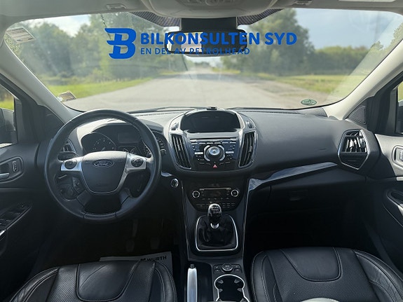 Ford Kuga 10 of 17
