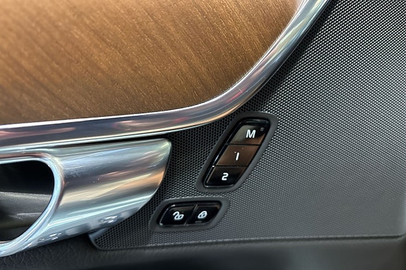 Volvo S90 12 of 12