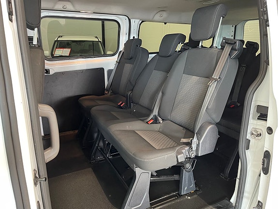 Ford Transit Custom 19 of 27