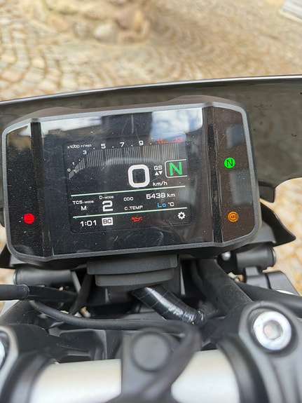 Yamaha MT-09 5 of 8