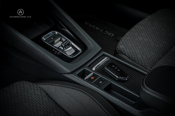 Skoda Octavia 9 of 22