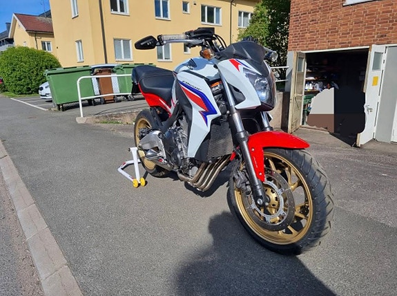 Honda CB650F 2 of 10
