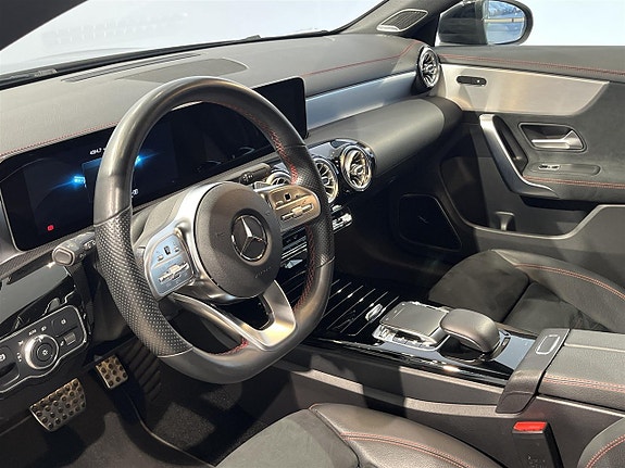 Mercedes-Benz CLA200 3 of 14