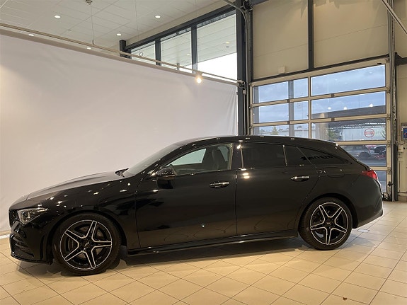Mercedes-Benz CLA200 2 of 14
