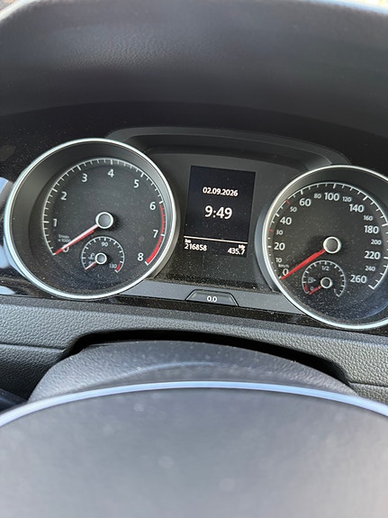 Volkswagen Golf VII 5 of 5