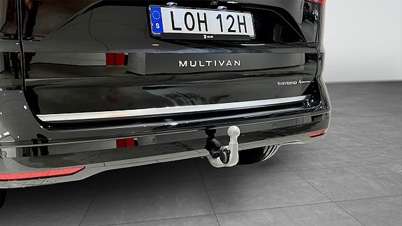 Volkswagen Multivan 23 of 23