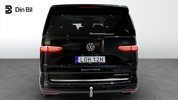 Volkswagen Multivan 6 of 23