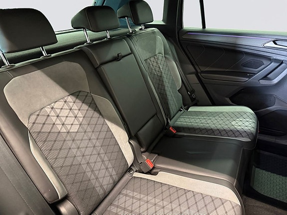 Volkswagen Tiguan 15 of 21