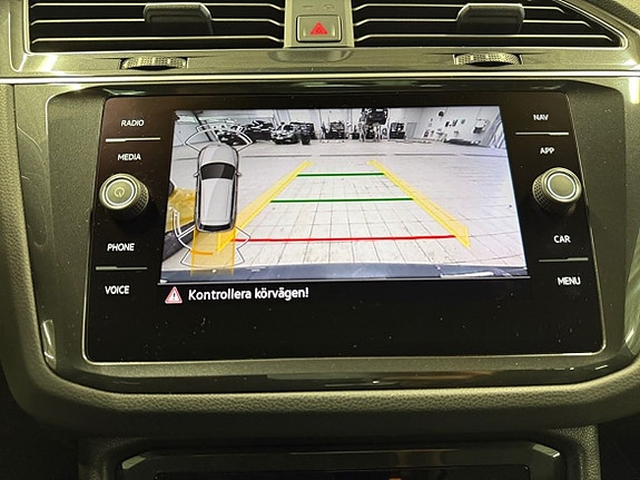 Volkswagen Tiguan 21 of 21
