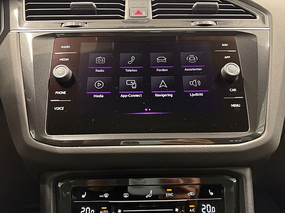 Volkswagen Tiguan 17 of 21