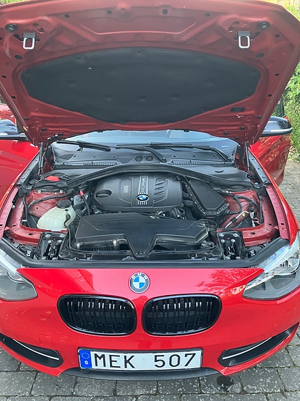 BMW 118d 8 of 8