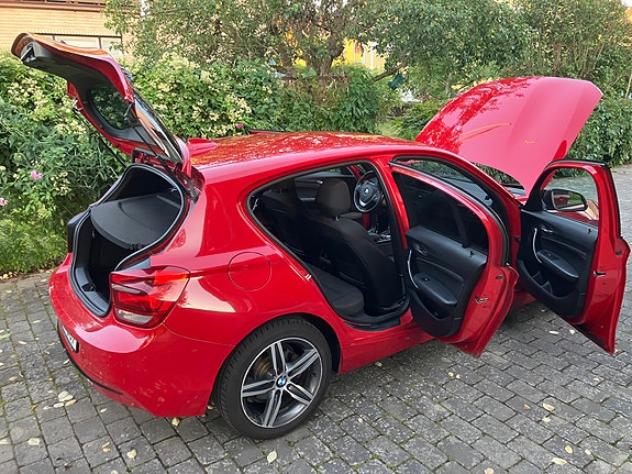 BMW 118d 6 of 8