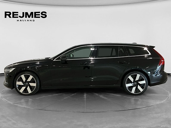 Volvo V60 3 of 16