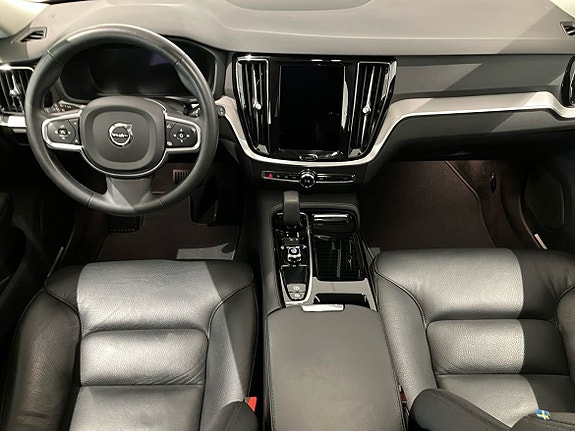 Volvo V60 5 of 16