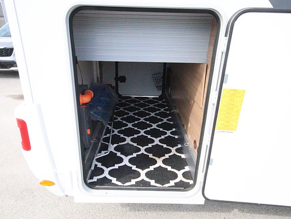 Adria Coral Axess S 670 SC, 2,0 160 HP 35L 5 of 17