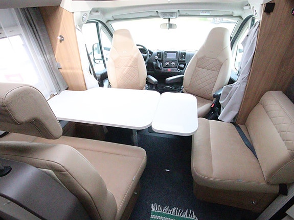 Adria Coral Axess S 670 SC, 2,0 160 HP 35L 6 of 17