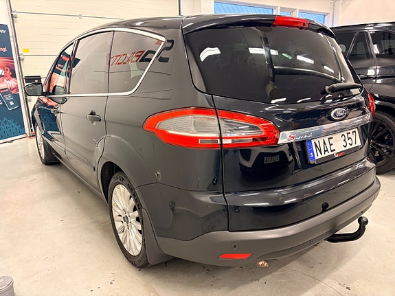 Ford S-MAX 15 of 30