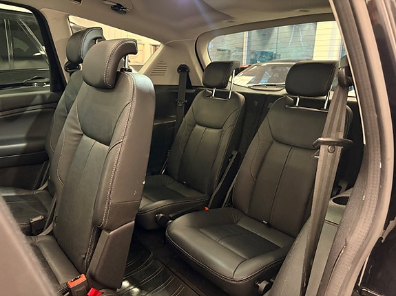 Ford S-MAX 26 of 30