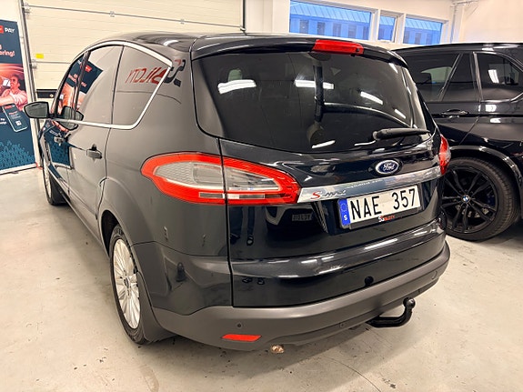 Ford S-MAX 14 of 30