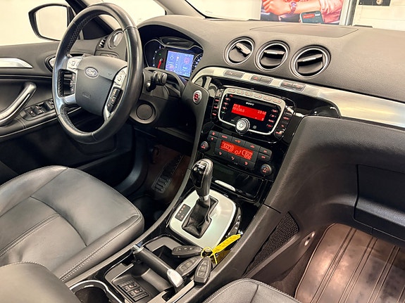 Ford S-MAX 19 of 30