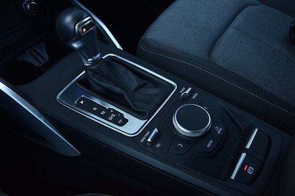 Audi Q2 15 of 22