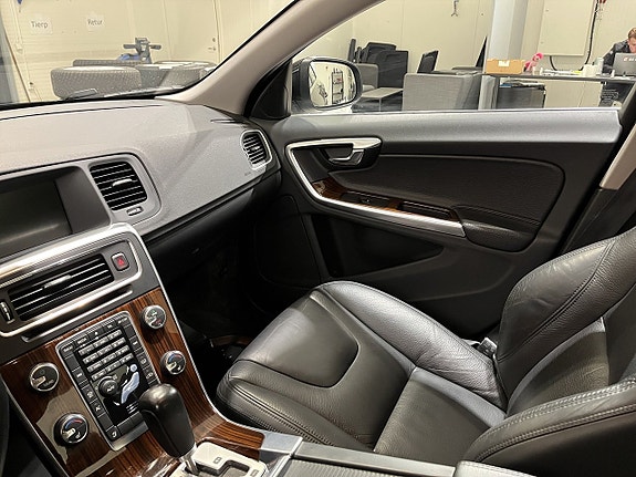 Volvo S60 16 of 20