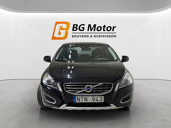 Volvo S60 2 of 20