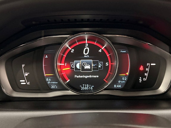 Volvo XC60 22 of 30