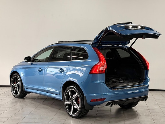 Volvo XC60 7 of 30