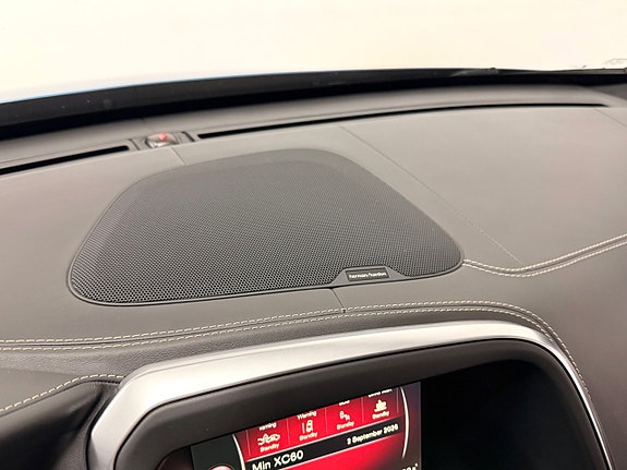 Volvo XC60 24 of 30
