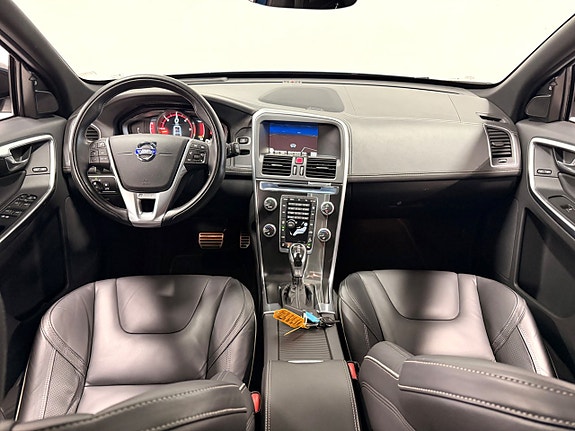 Volvo XC60 19 of 30