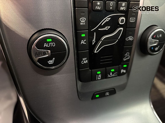 Volvo V40 Cross Country 25 of 26