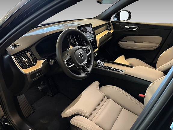 Volvo XC60 9 of 17