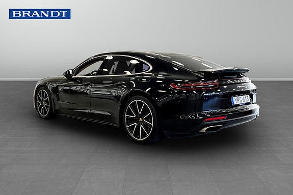 Porsche Panamera 4 2 of 14
