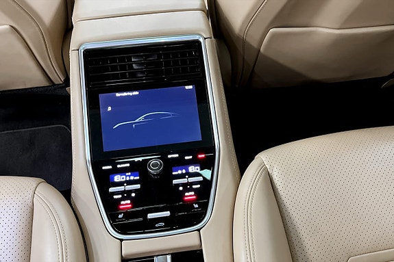 Porsche Panamera 4 11 of 14